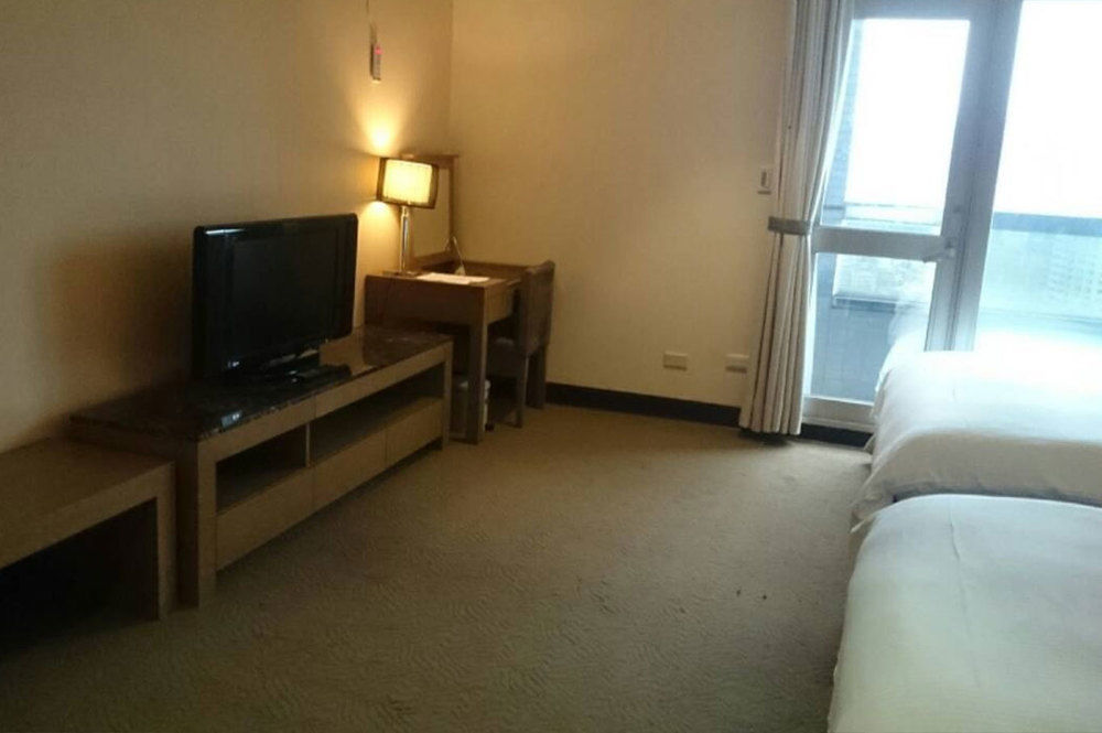 Rhine Inn Keelung Esterno foto